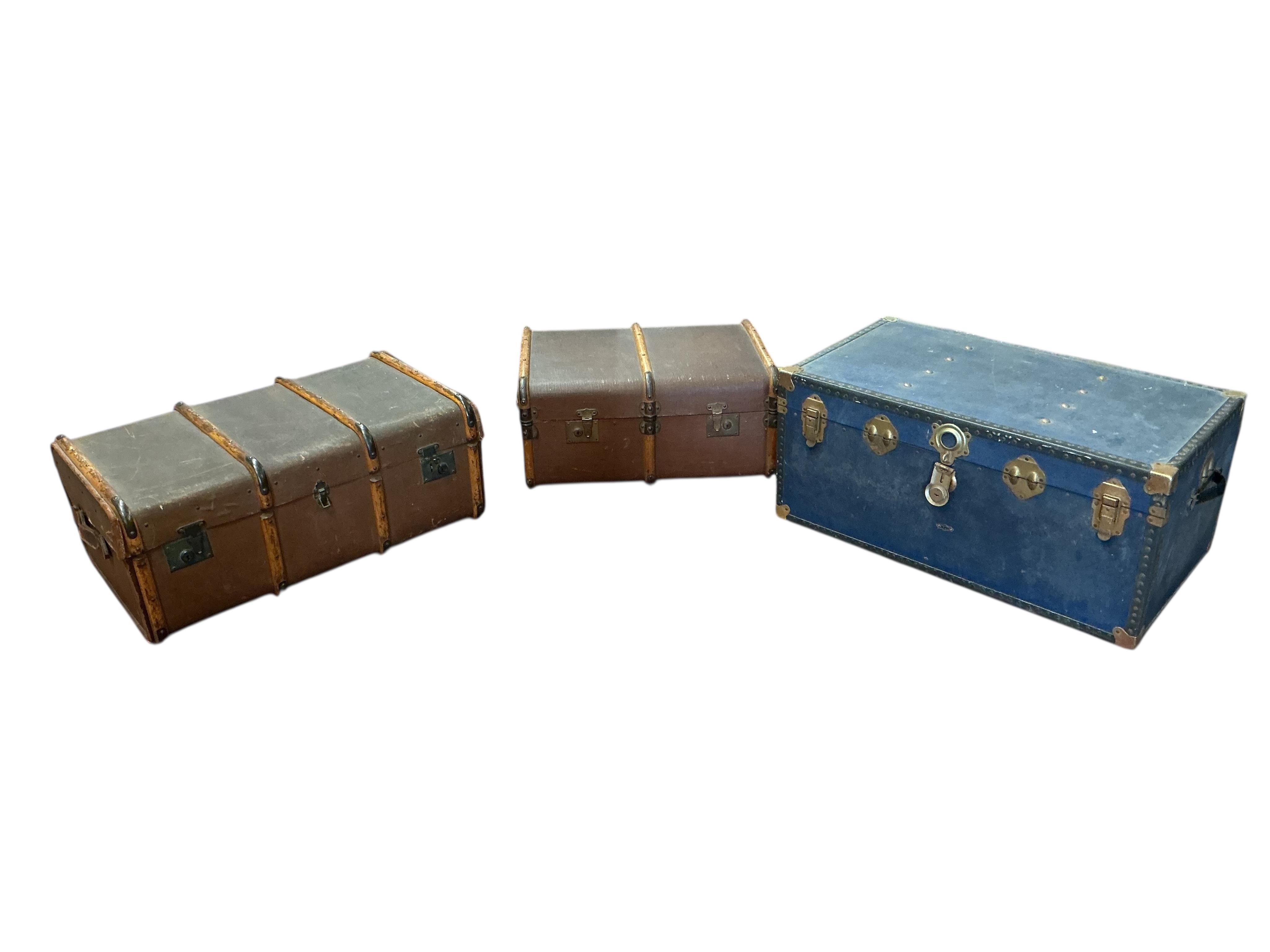Three vintage travelling trunks, largest width 91cm, depth 51cm, height 42cm